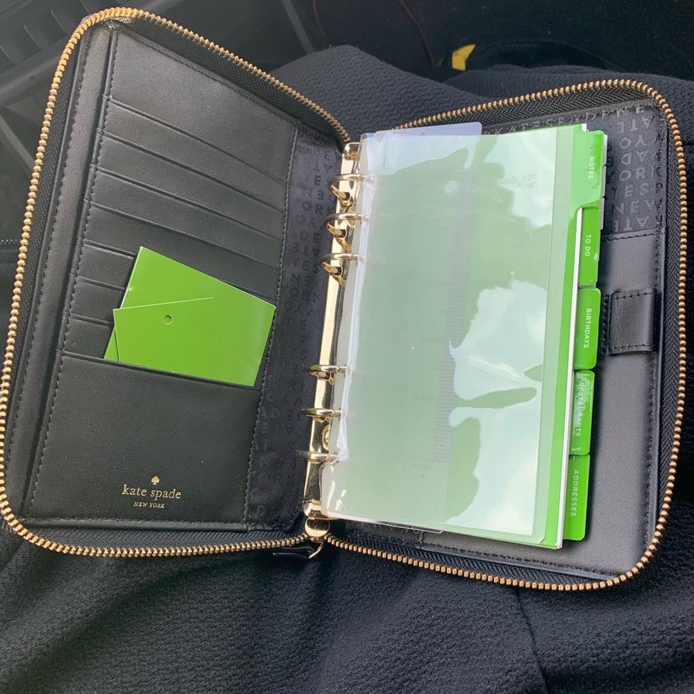 Kate Spade Black Zip-Around Wallet & Personnel Organizer - Picture 3 of 7